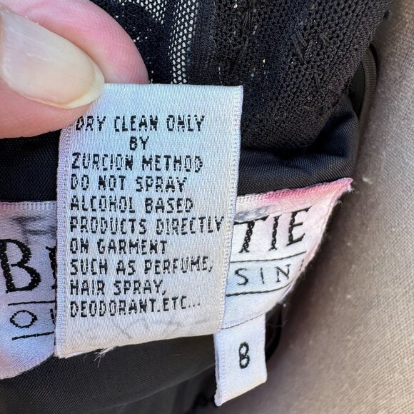 Oleg Cassini Black Tie Black Beaded Evening Gown Sheer Floral Bodice Long Sleeve - Picture 14 of 14